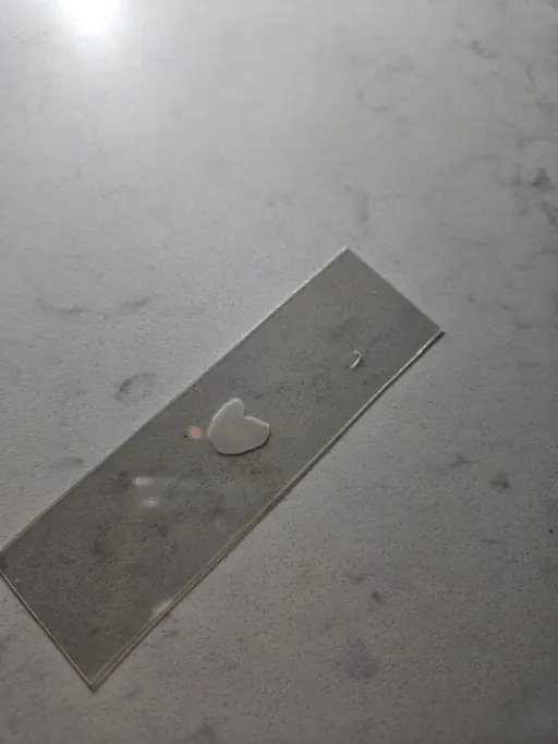 Engineered quartz countertop polishing process