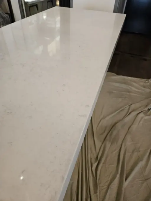 Quartz chip after restoration